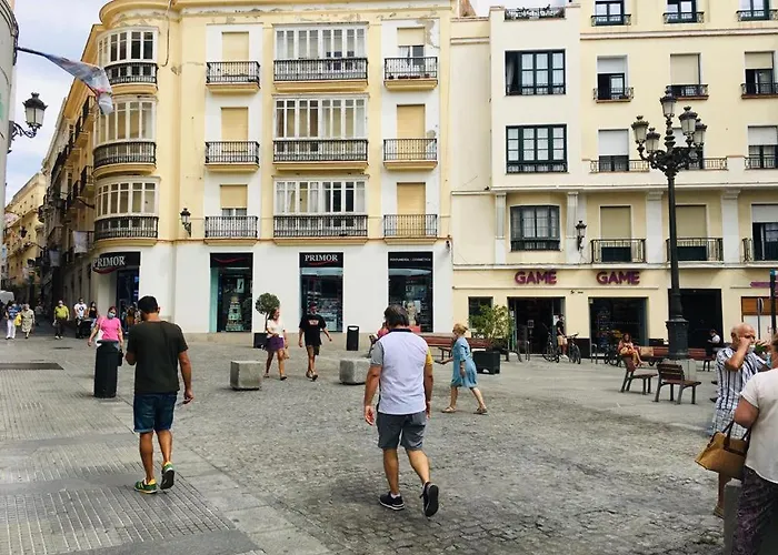 Valverde 1-b * Cádiz